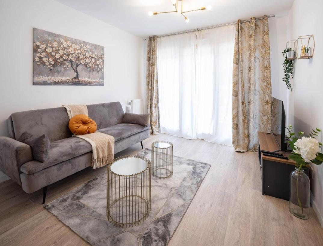 Sejour Unique A Pierrefitte Apartman Kültér fotó