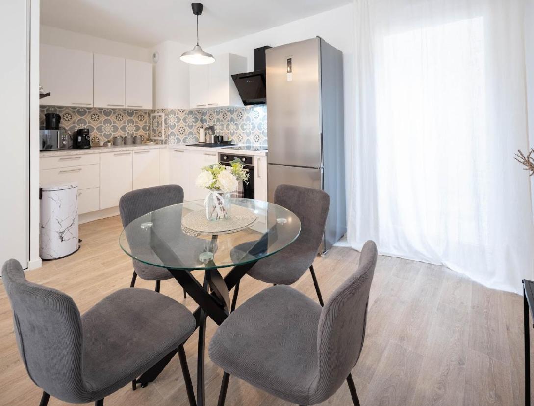 Sejour Unique A Pierrefitte Apartman Kültér fotó