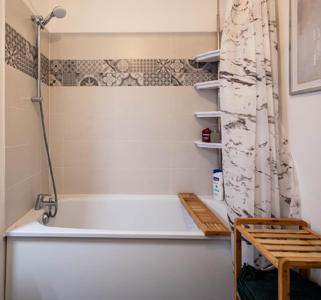Sejour Unique A Pierrefitte Apartman Kültér fotó